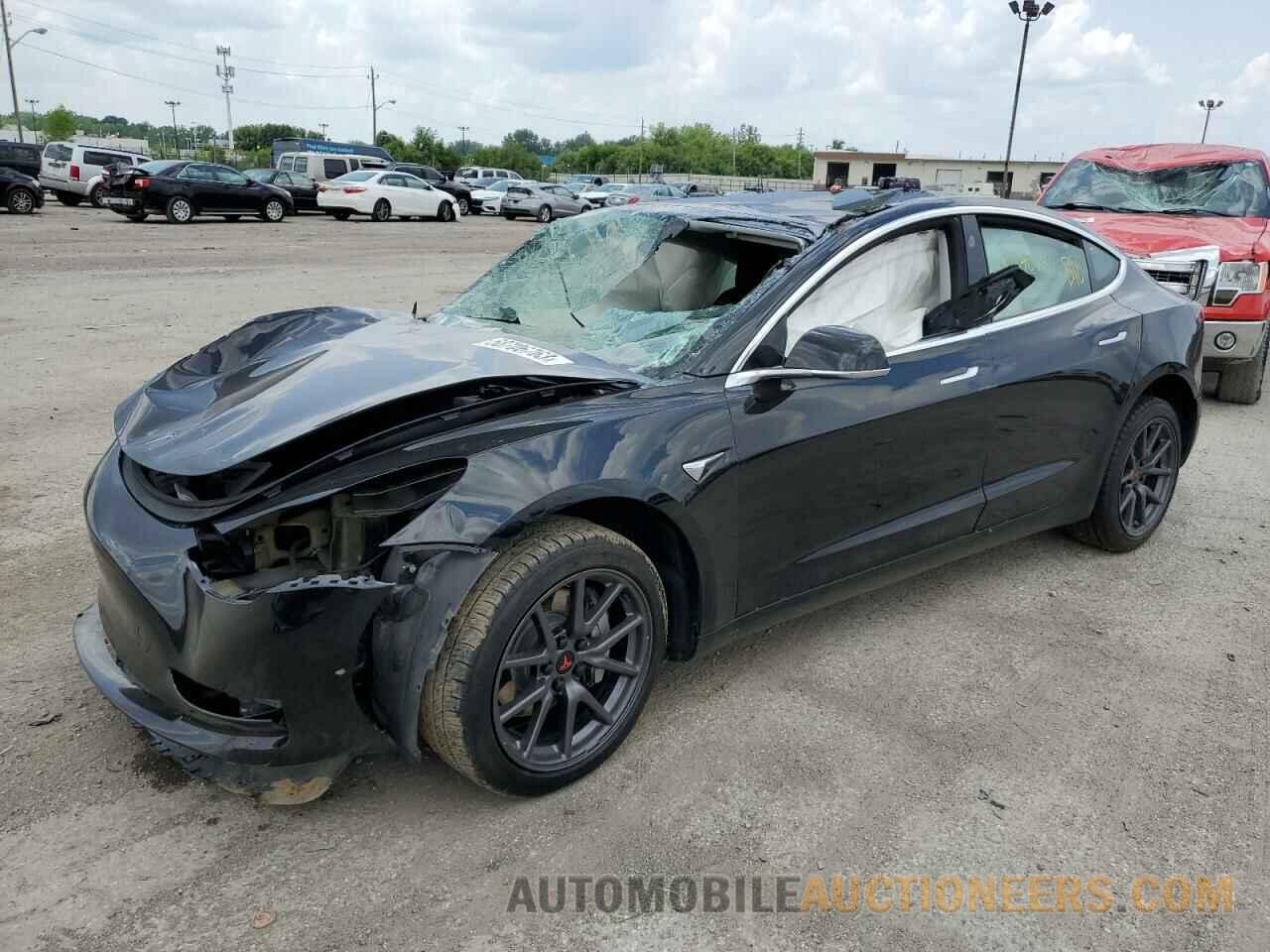 5YJ3E1EA2KF337621 TESLA MODEL 3 2019