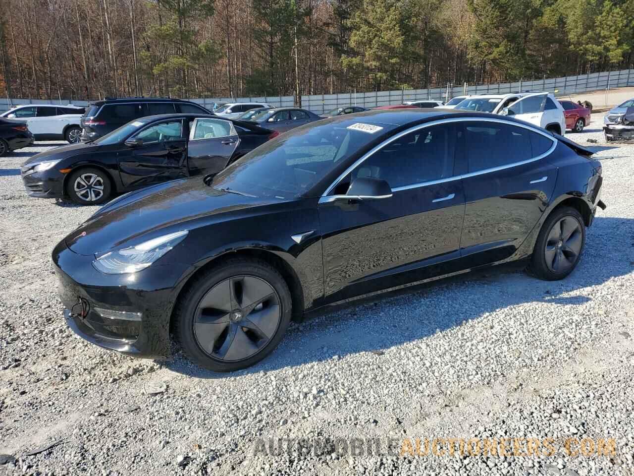 5YJ3E1EA2KF395437 TESLA MODEL 3 2019