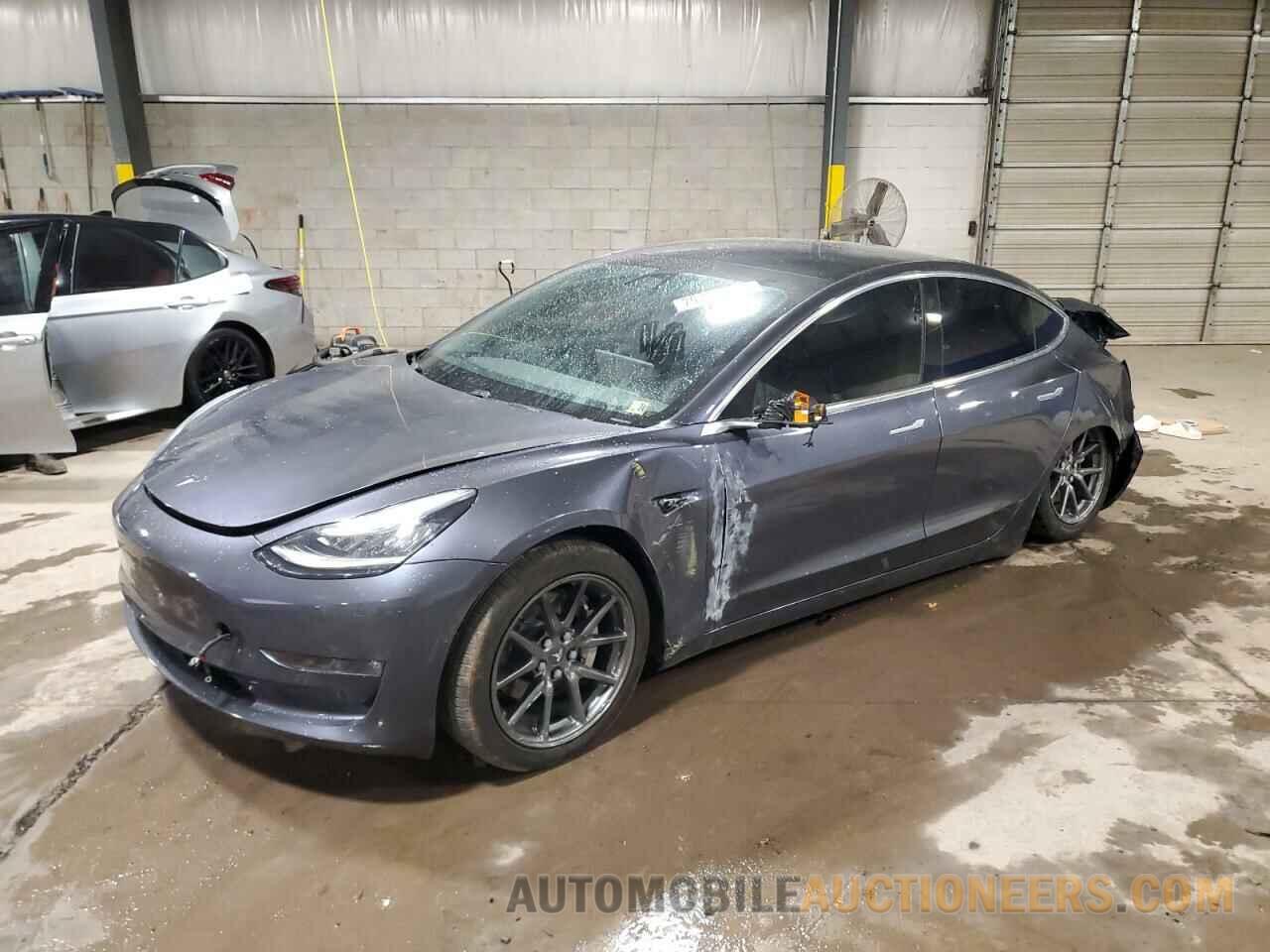 5YJ3E1EA2KF396166 TESLA MODEL 3 2019