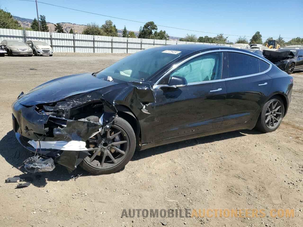 5YJ3E1EA2KF397656 TESLA MODEL 3 2019