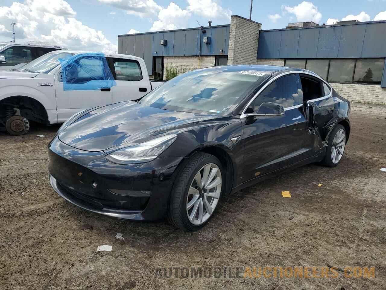 5YJ3E1EA2KF412432 TESLA MODEL 3 2019