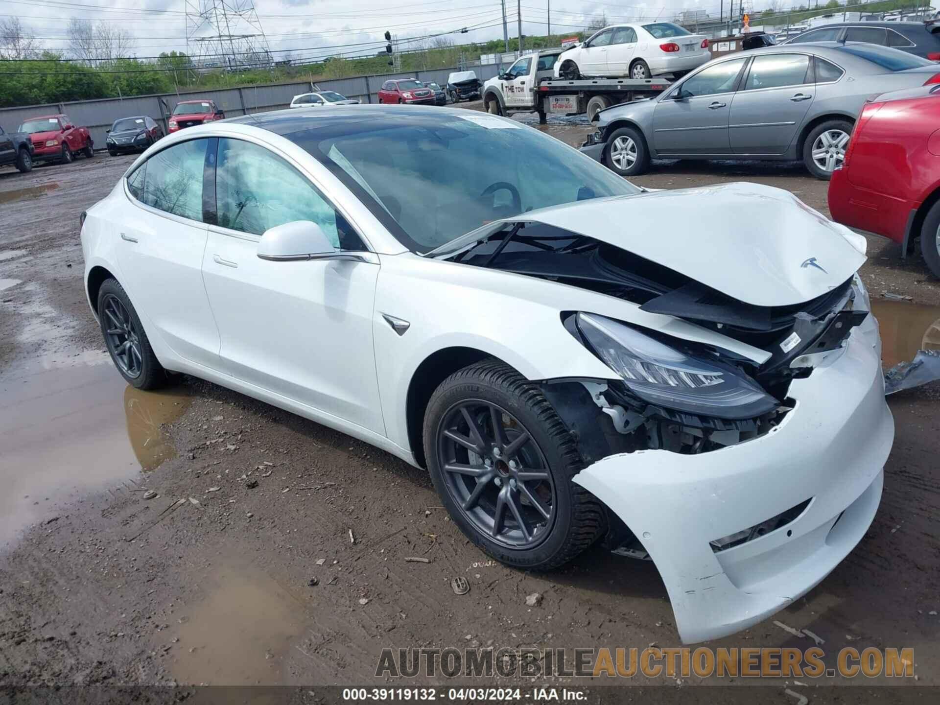 5YJ3E1EA2KF417727 TESLA MODEL 3 2019