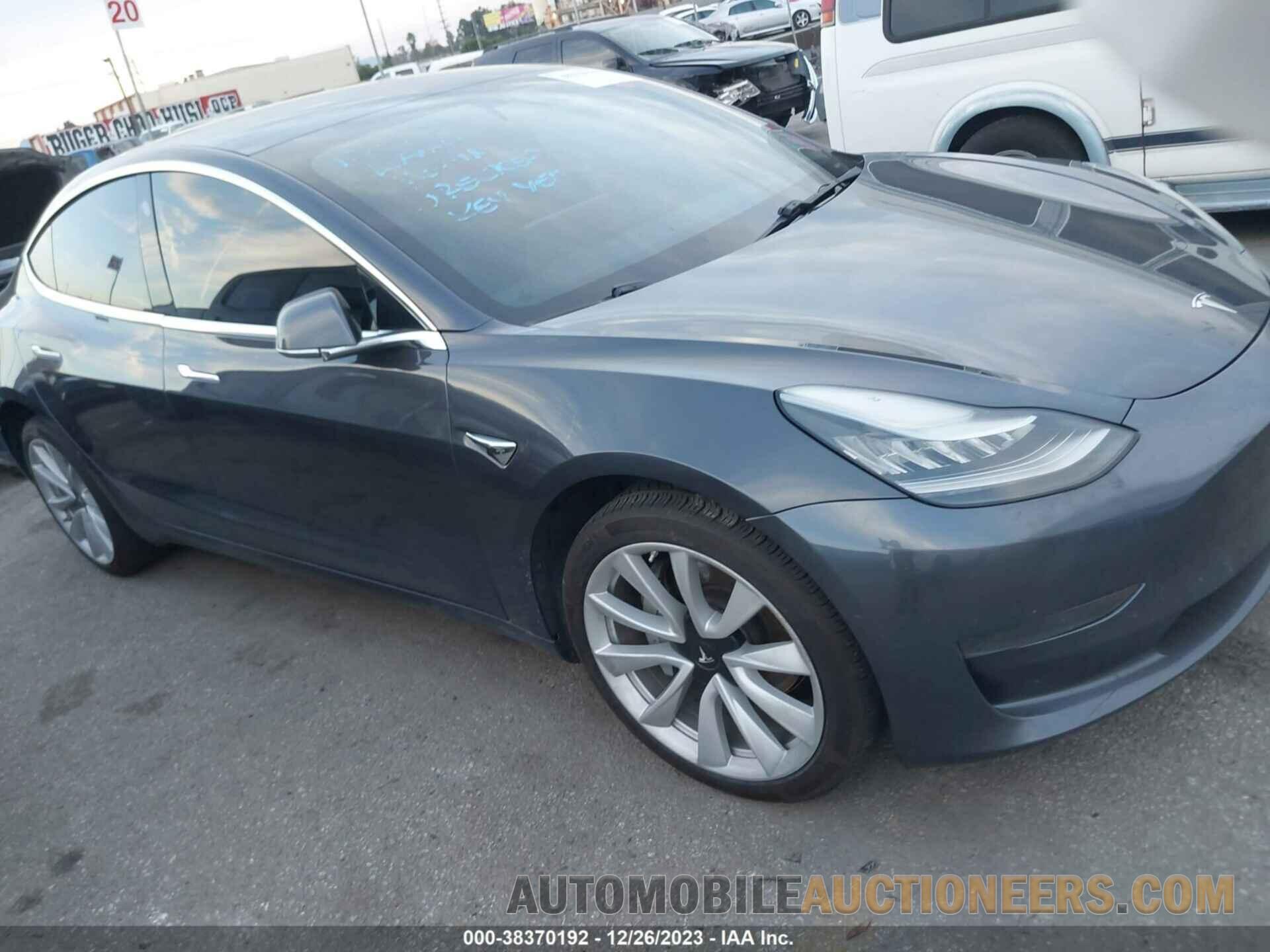 5YJ3E1EA2KF428324 TESLA MODEL 3 2019