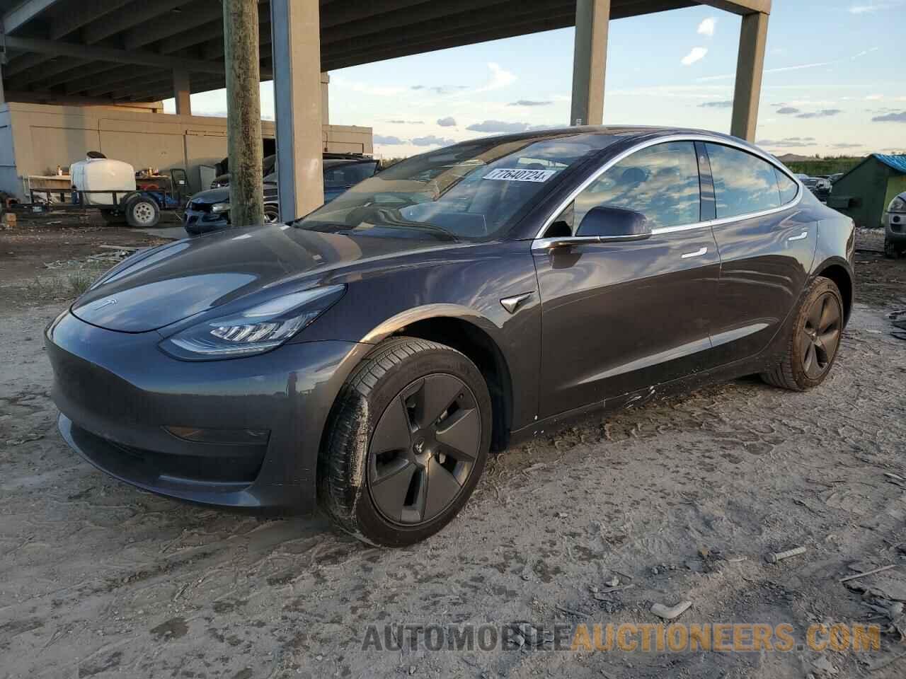 5YJ3E1EA2KF435595 TESLA MODEL 3 2019