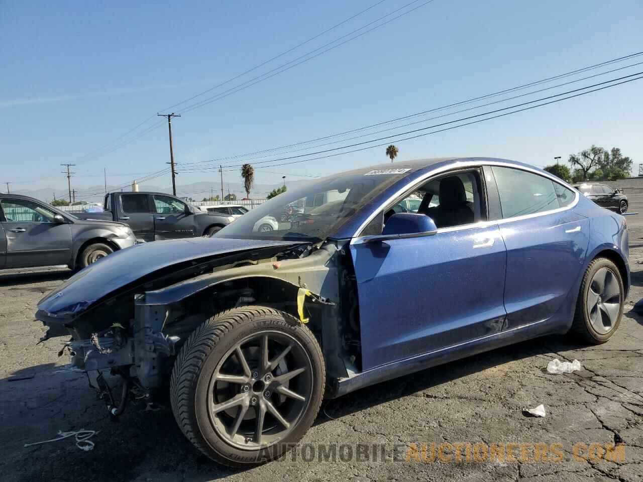 5YJ3E1EA2KF436049 TESLA MODEL 3 2019