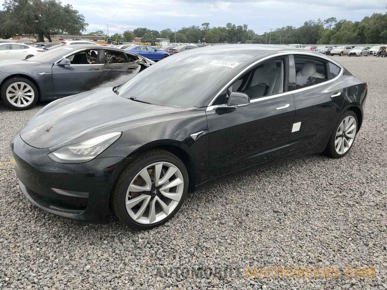 5YJ3E1EA2KF445219 TESLA MODEL 3 2019