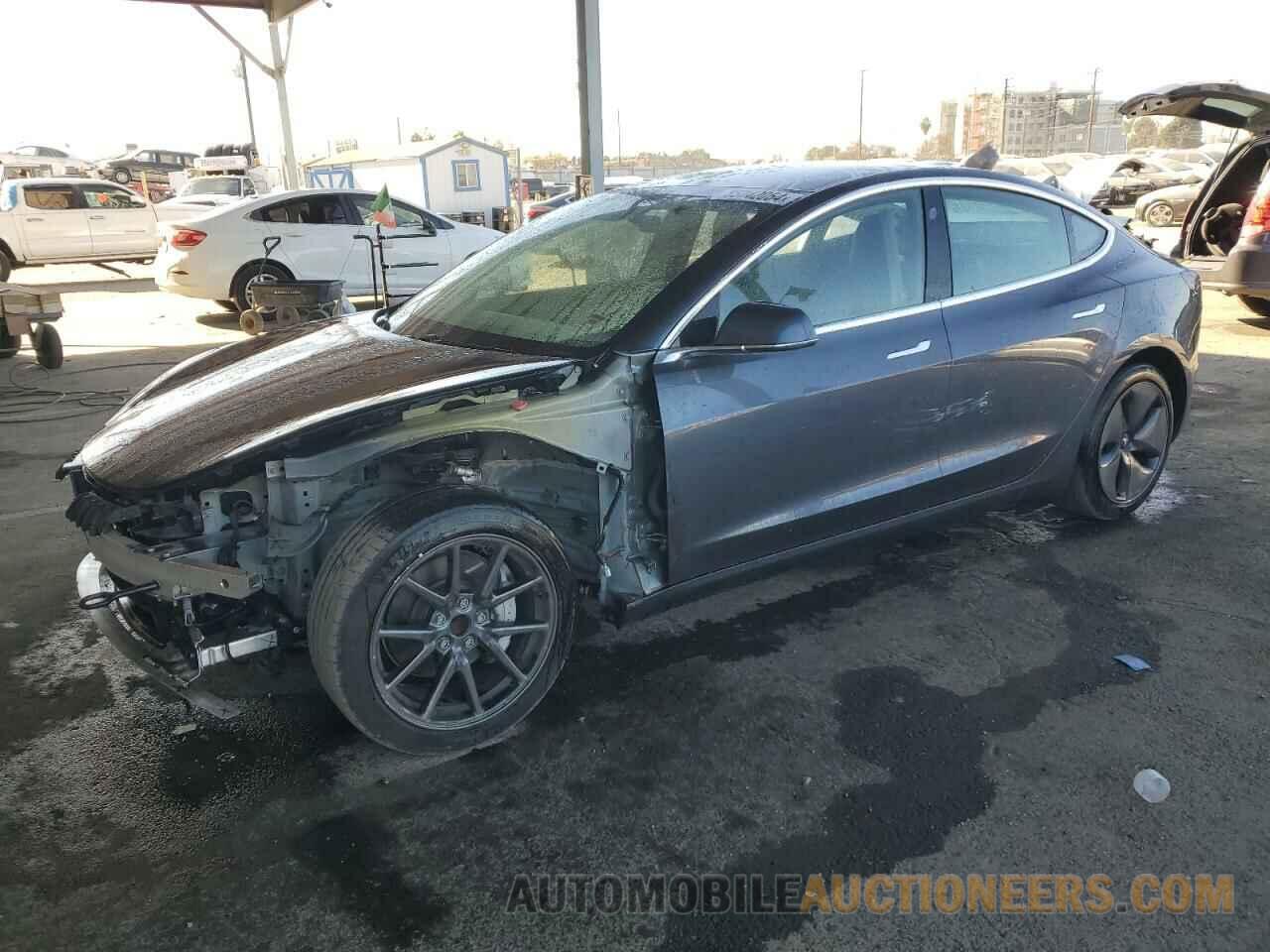 5YJ3E1EA2LF705121 TESLA MODEL 3 2020