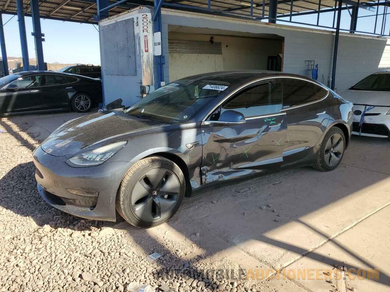 5YJ3E1EA2LF705233 TESLA MODEL 3 2020