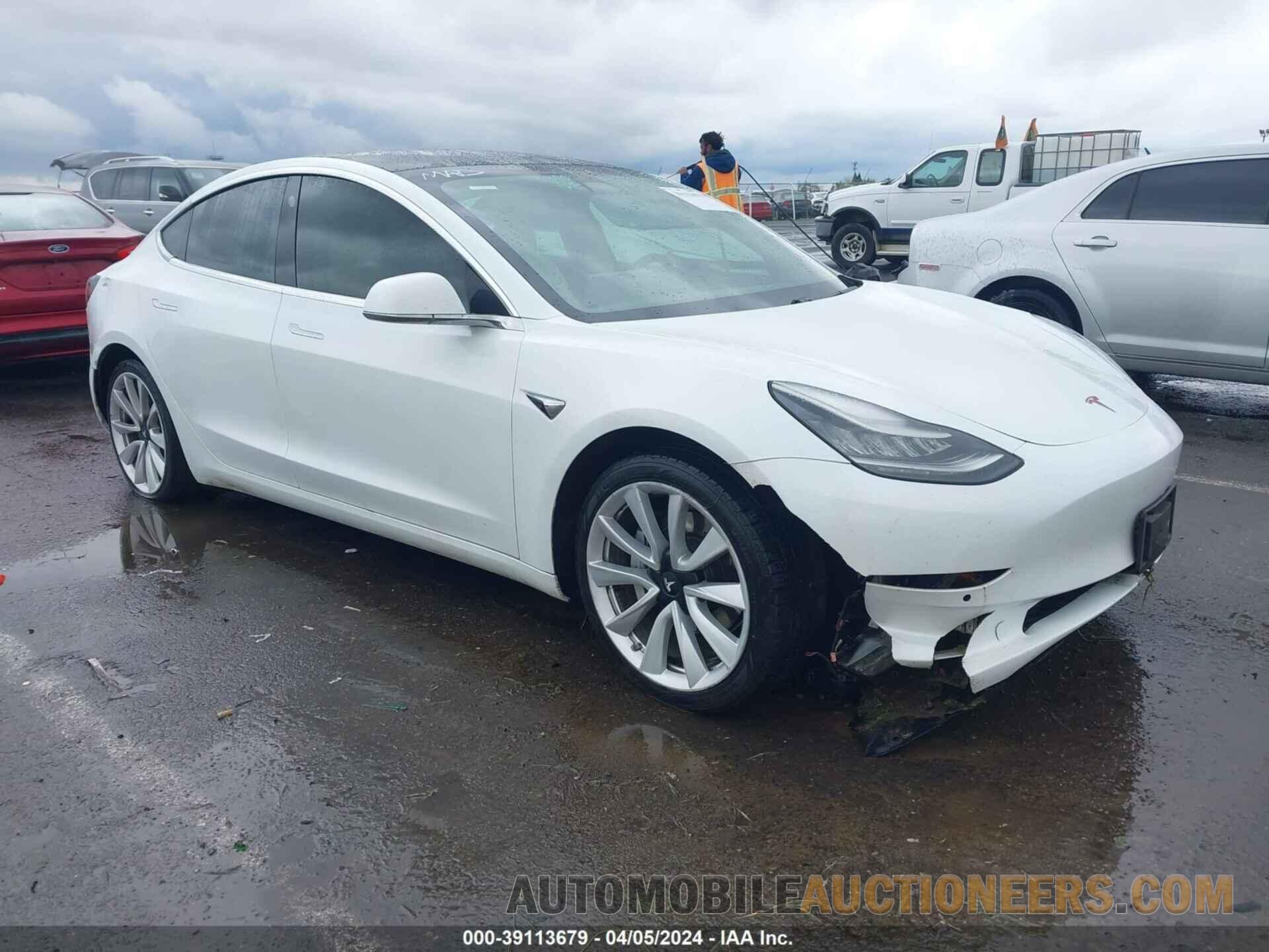 5YJ3E1EA2LF784418 TESLA MODEL 3 2020