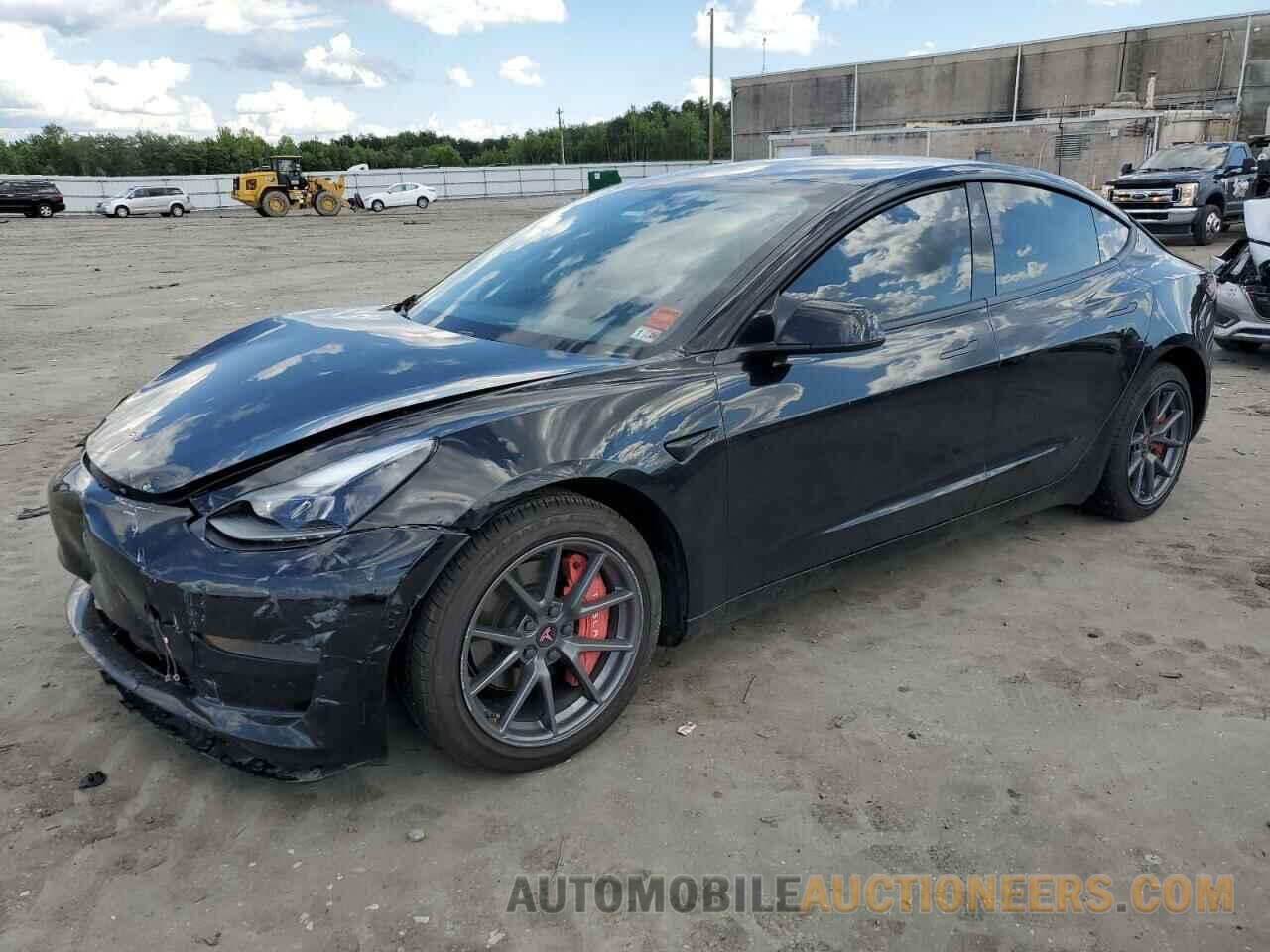 5YJ3E1EA2MF017170 TESLA MODEL 3 2021