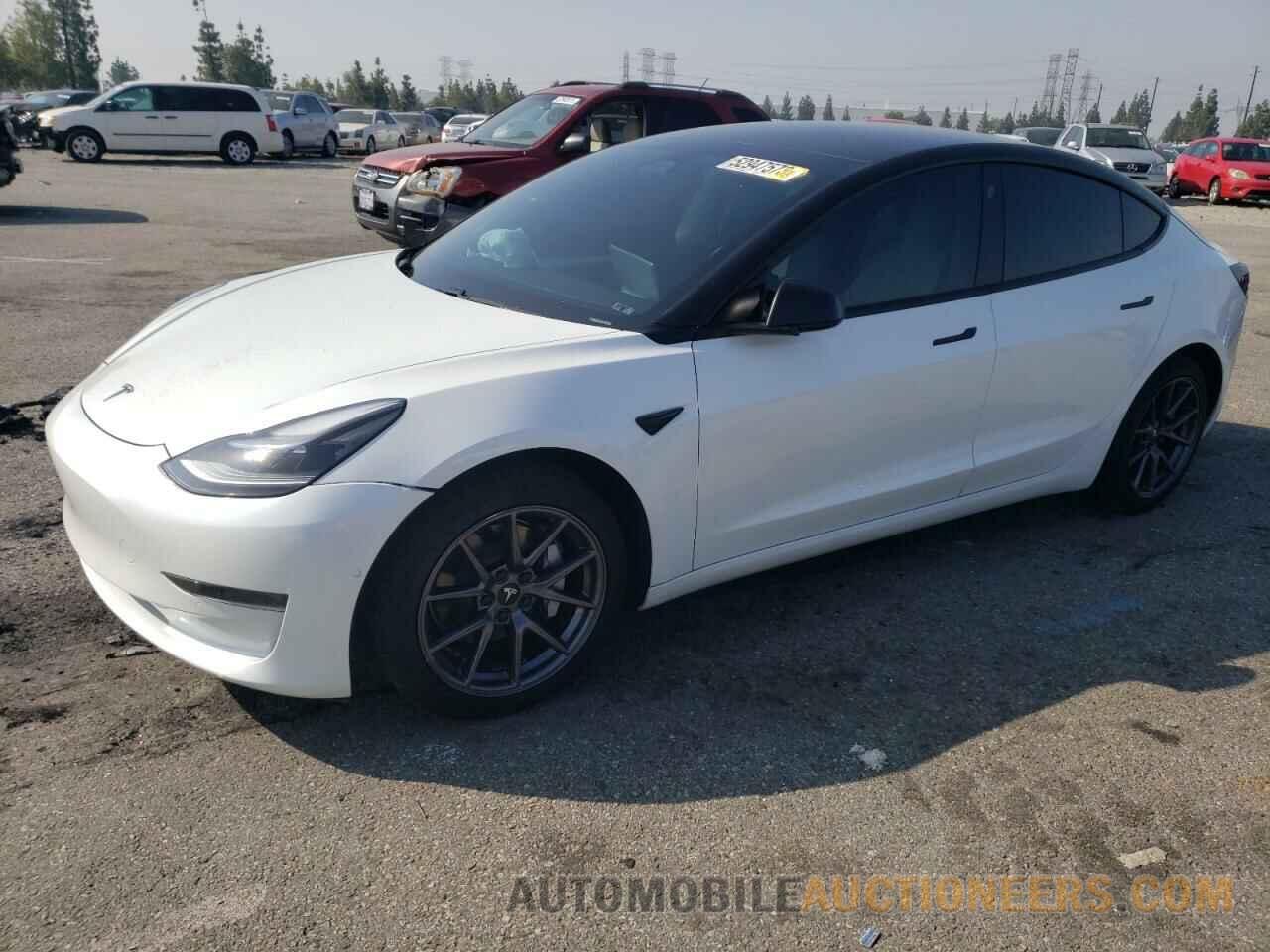 5YJ3E1EA2MF018819 TESLA MODEL 3 2021