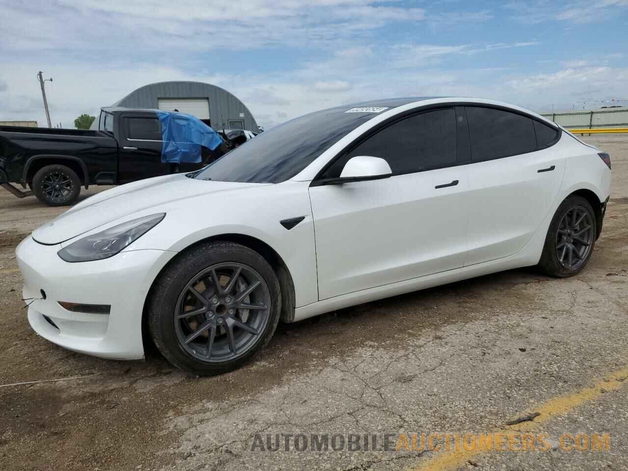 5YJ3E1EA2MF027214 TESLA MODEL 3 2021