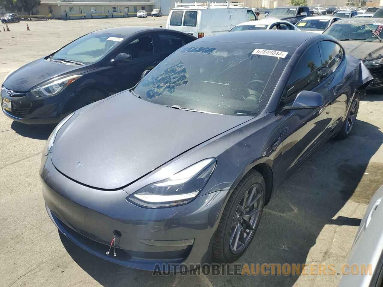 5YJ3E1EA2MF027973 TESLA MODEL 3 2021