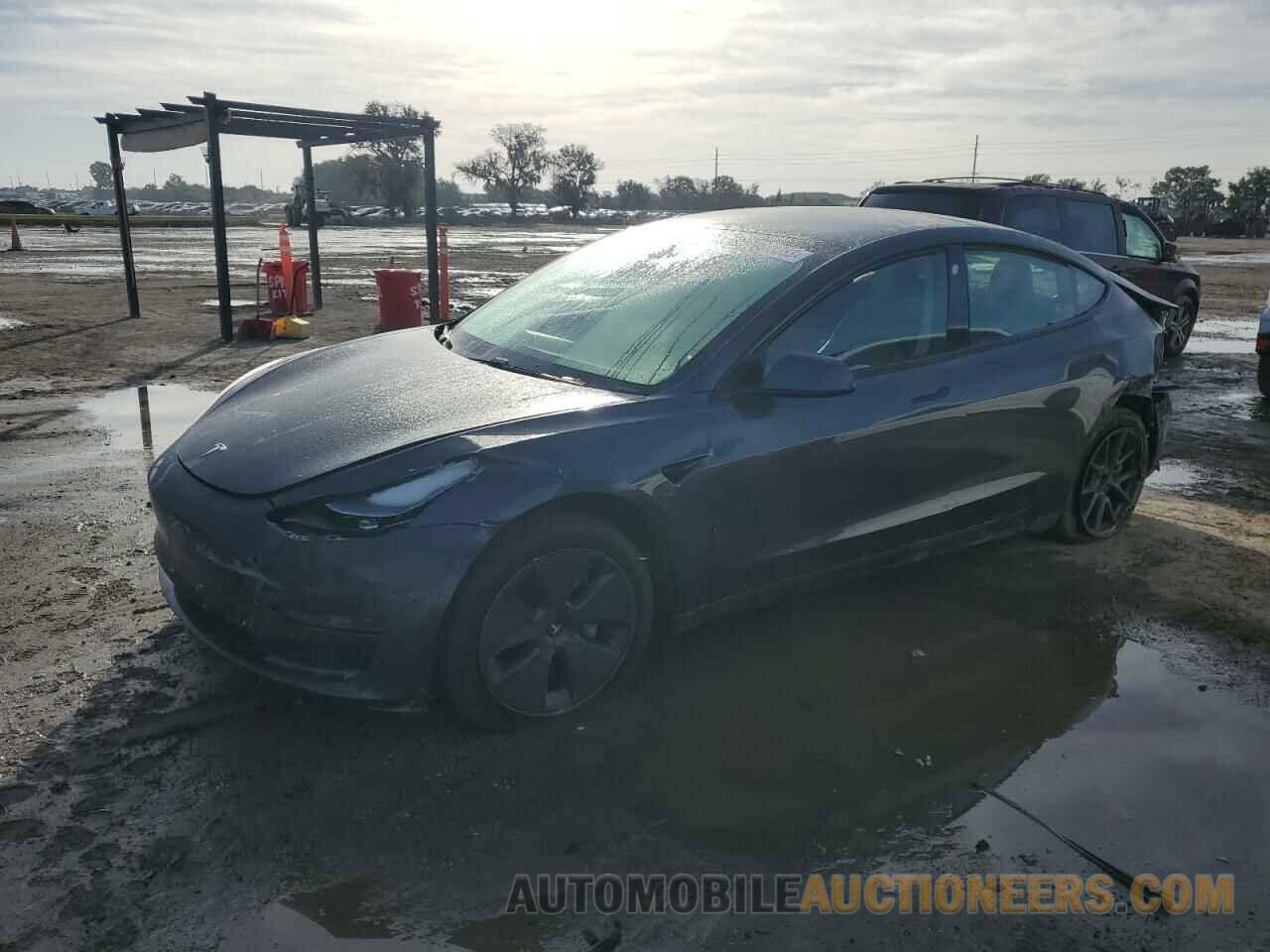 5YJ3E1EA2MF042618 TESLA MODEL 3 2021