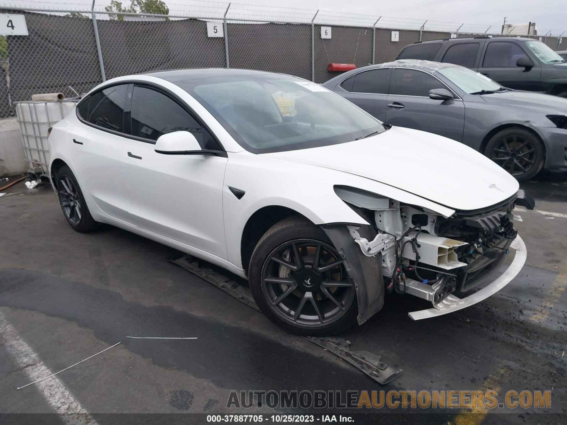 5YJ3E1EA2MF054008 TESLA MODEL 3 2021