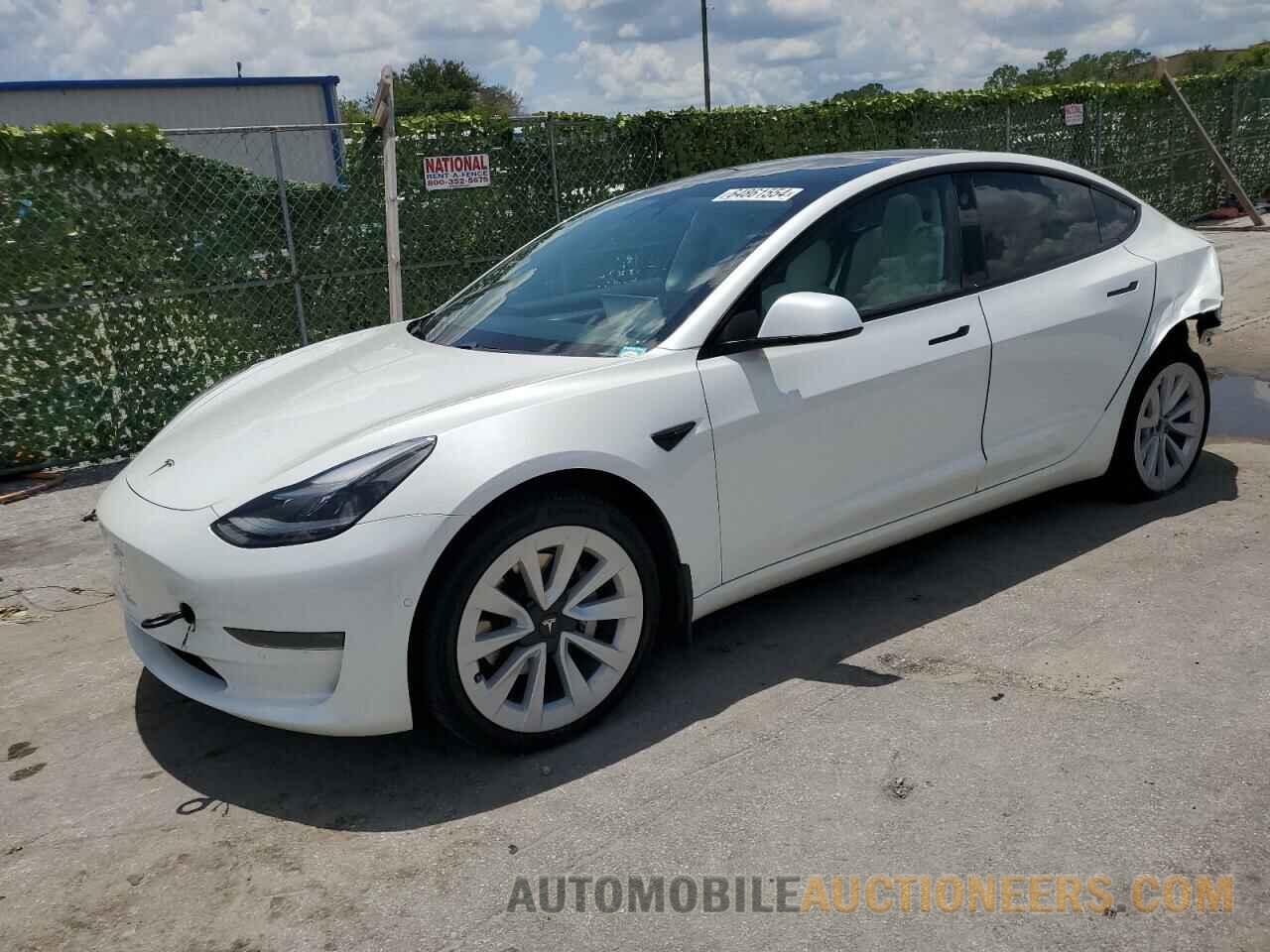 5YJ3E1EA2MF063856 TESLA MODEL 3 2021