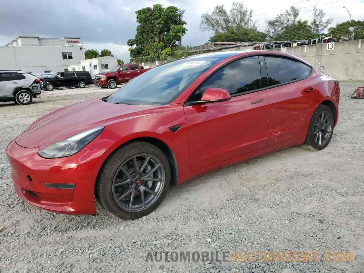 5YJ3E1EA2MF077773 TESLA MODEL 3 2021