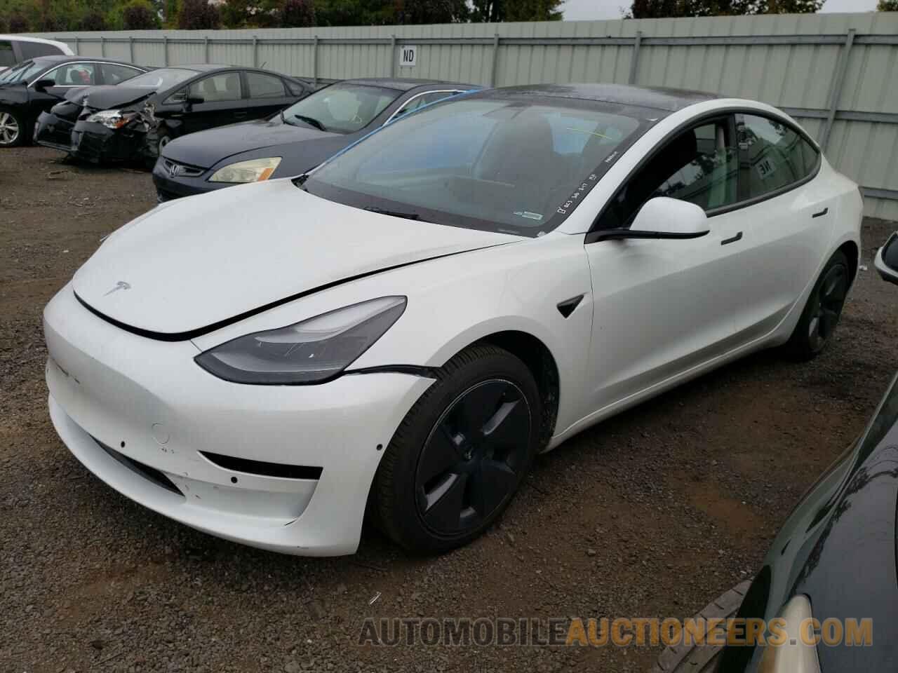 5YJ3E1EA2MF086117 TESLA MODEL 3 2021