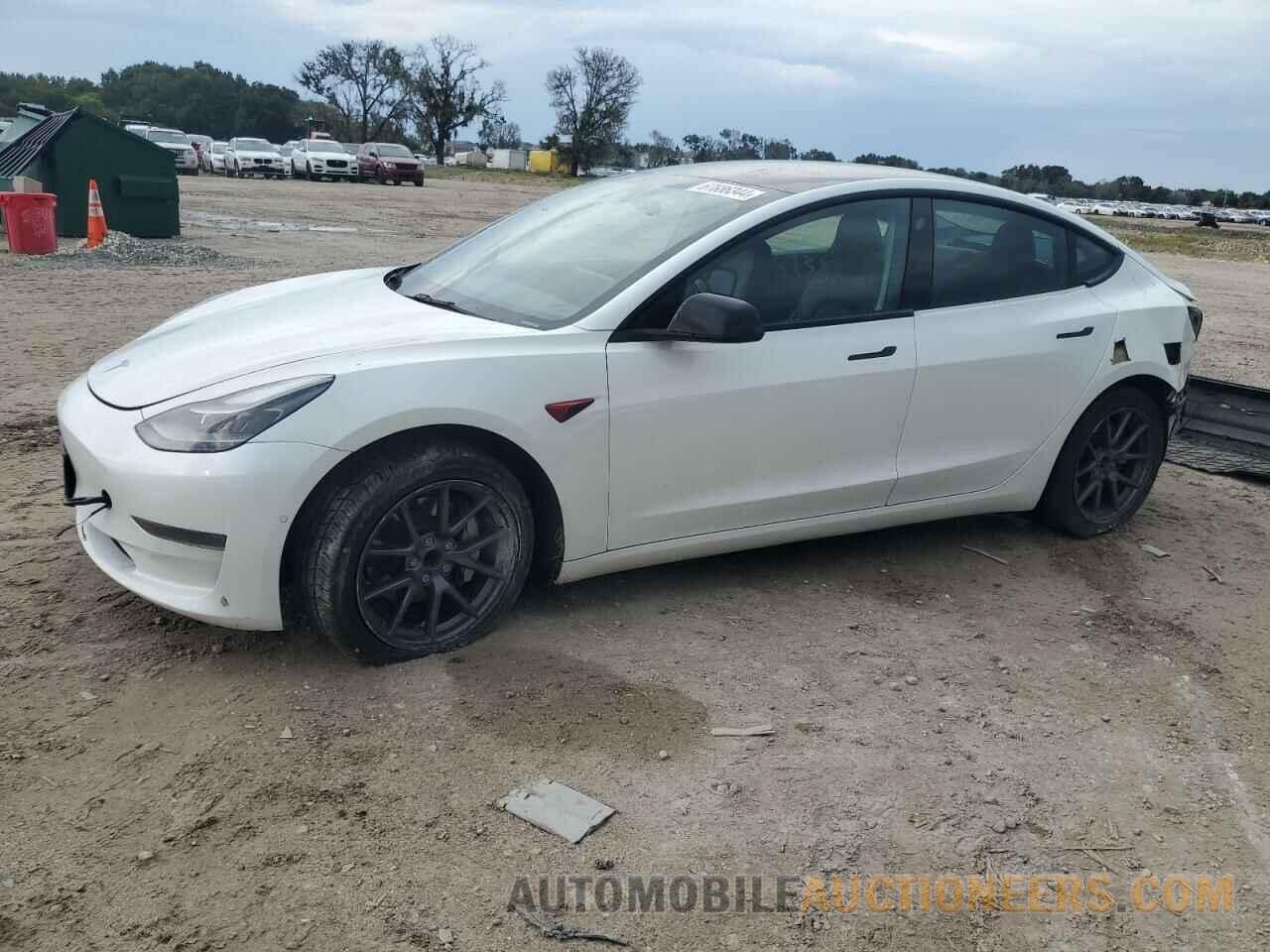 5YJ3E1EA2MF086344 TESLA MODEL 3 2021