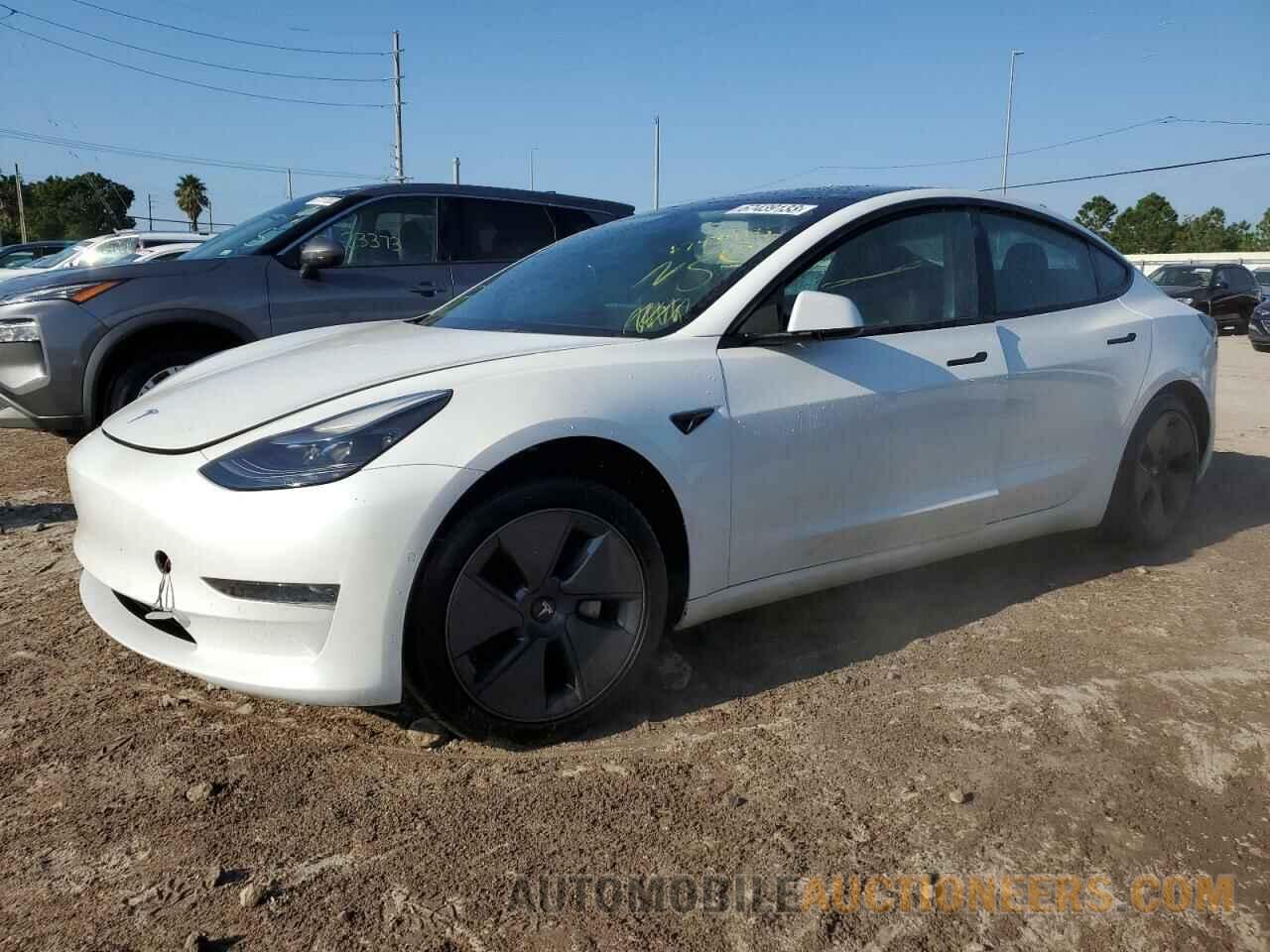 5YJ3E1EA2MF088322 TESLA MODEL 3 2021