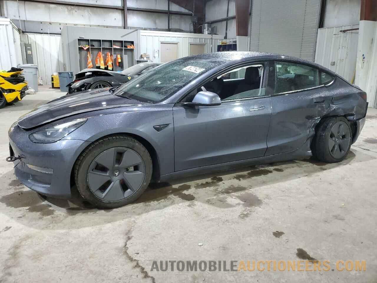 5YJ3E1EA2MF088658 TESLA MODEL 3 2021