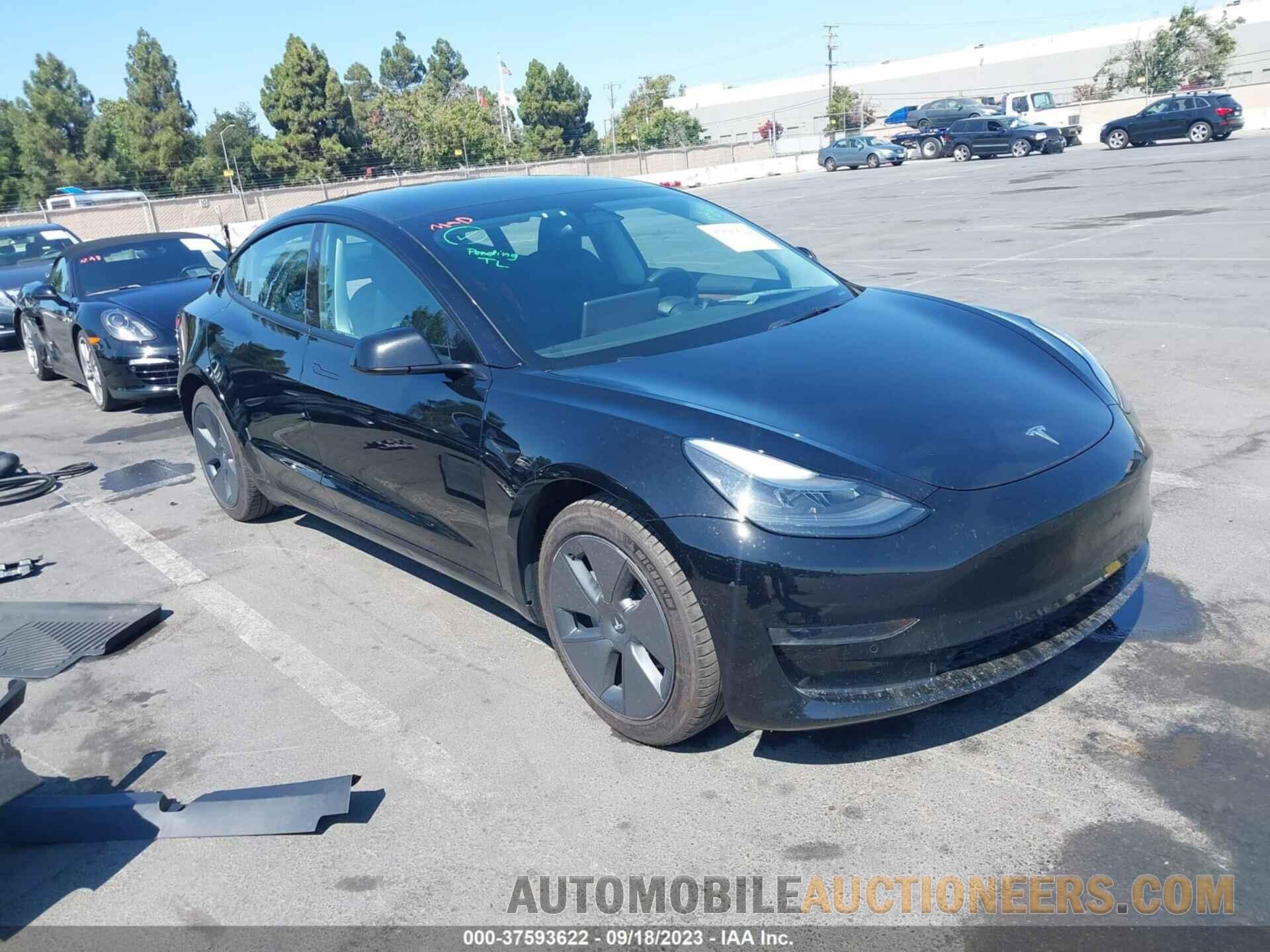 5YJ3E1EA2MF093861 TESLA MODEL 3 2021