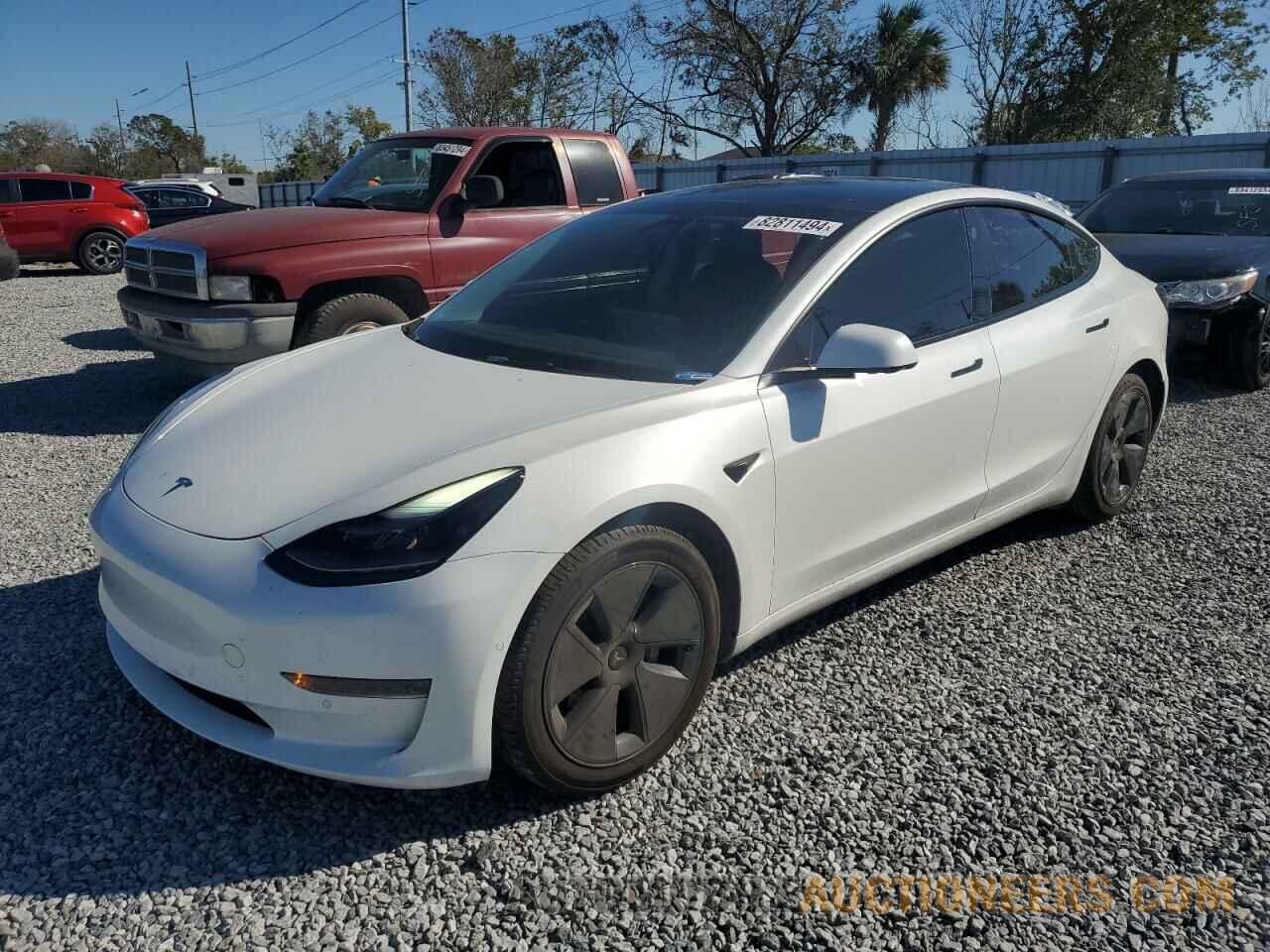 5YJ3E1EA2MF095724 TESLA MODEL 3 2021