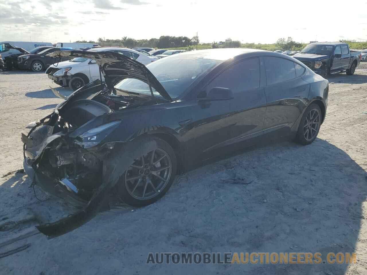 5YJ3E1EA2MF097697 TESLA MODEL 3 2021