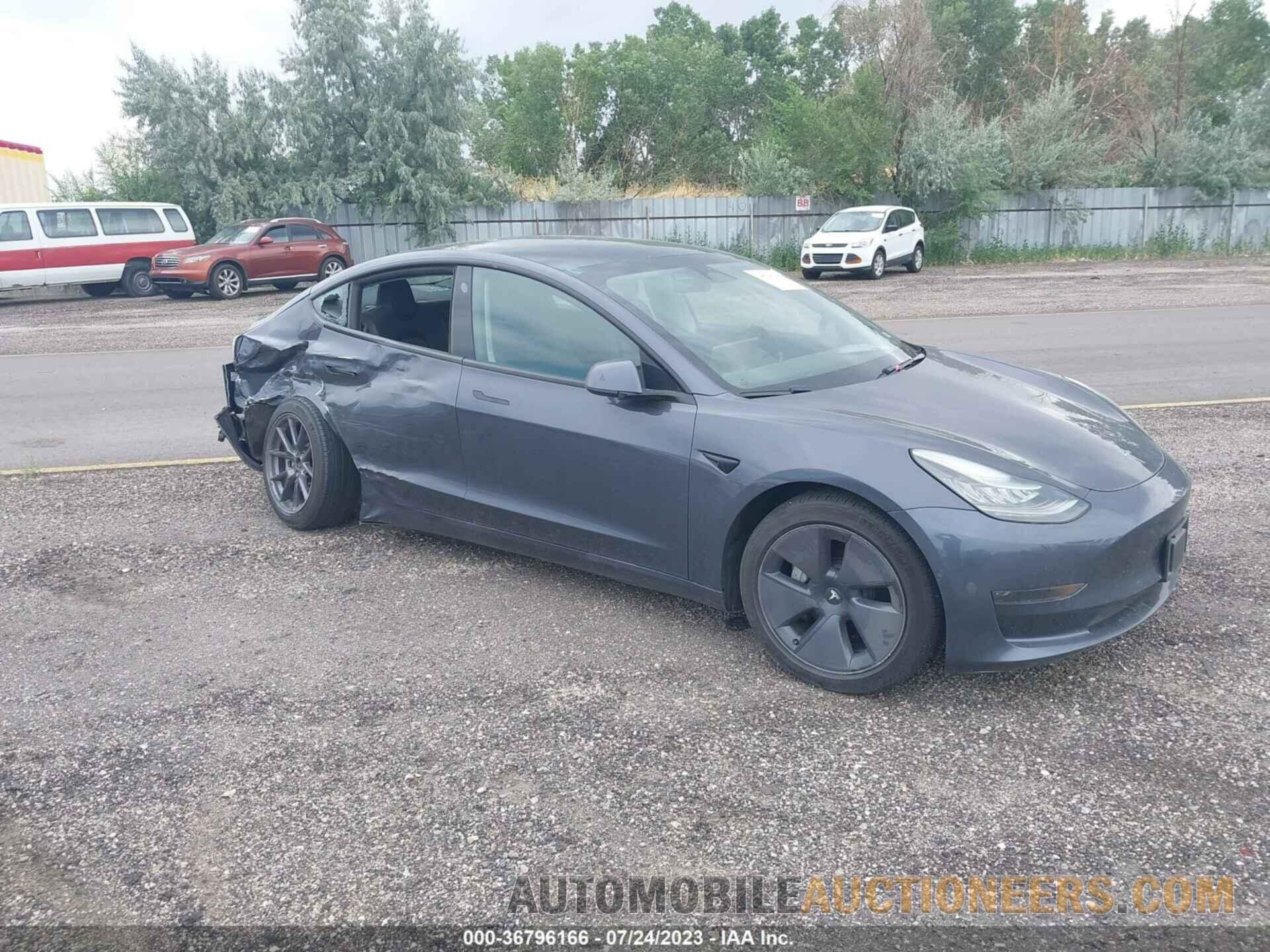 5YJ3E1EA2MF851004 TESLA MODEL 3 2021