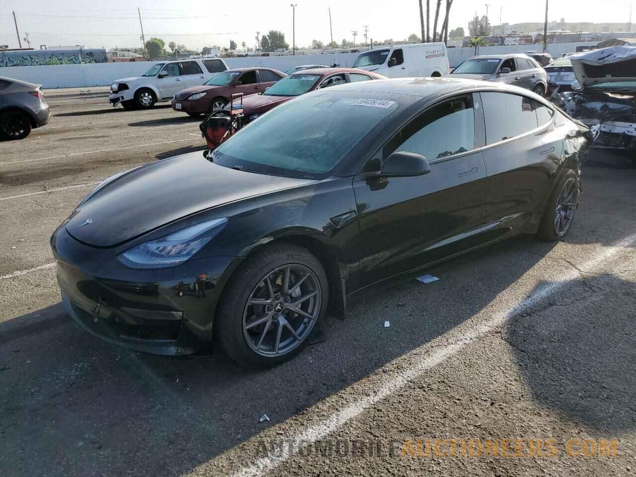 5YJ3E1EA2MF857563 TESLA MODEL 3 2021