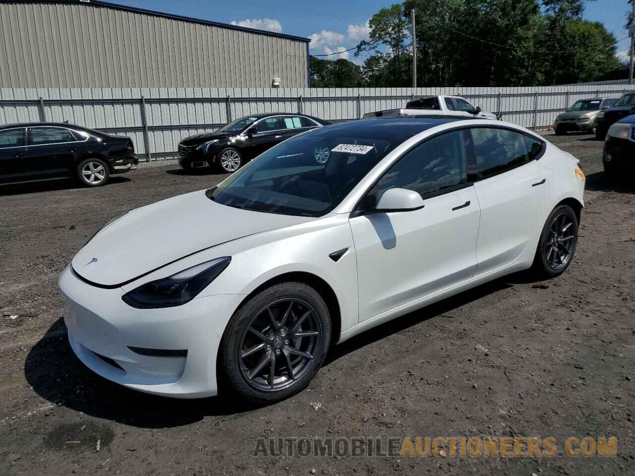 5YJ3E1EA2MF915204 TESLA MODEL 3 2021