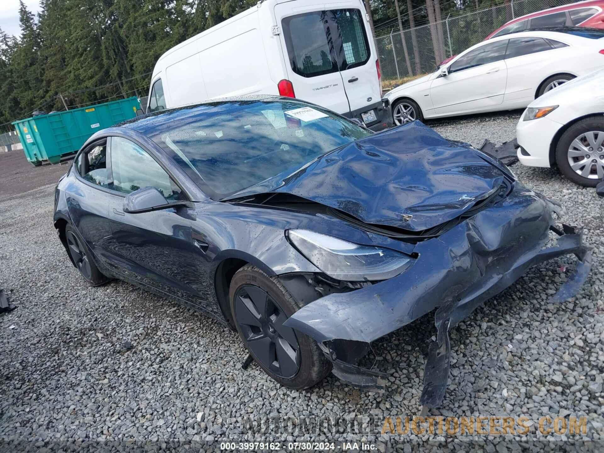 5YJ3E1EA2MF923268 TESLA MODEL 3 2021