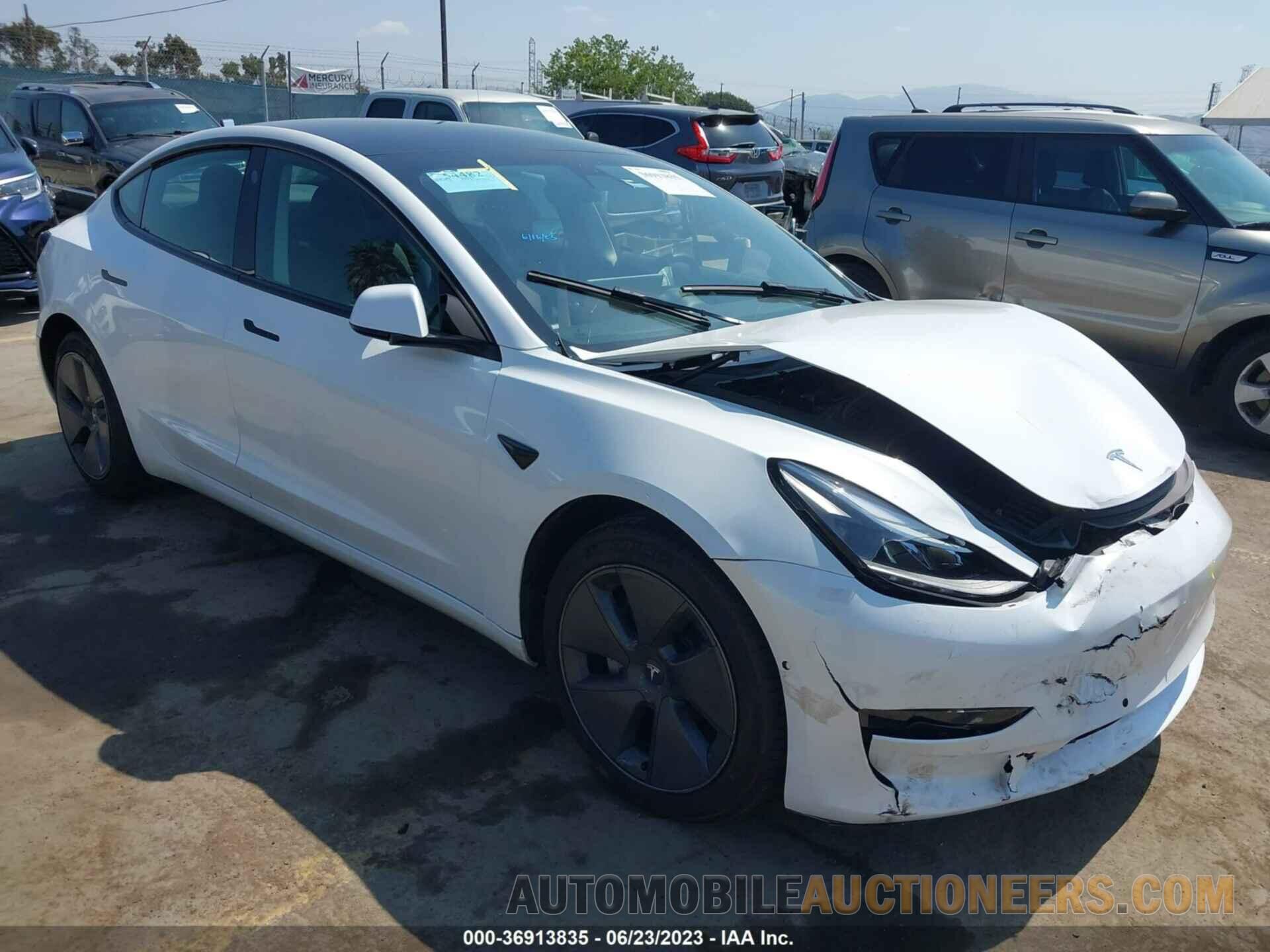 5YJ3E1EA2NF101913 TESLA MODEL 3 2022