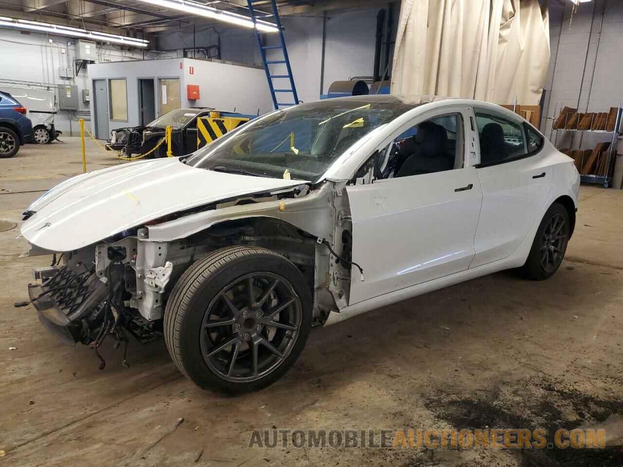 5YJ3E1EA2NF111650 TESLA MODEL 3 2022