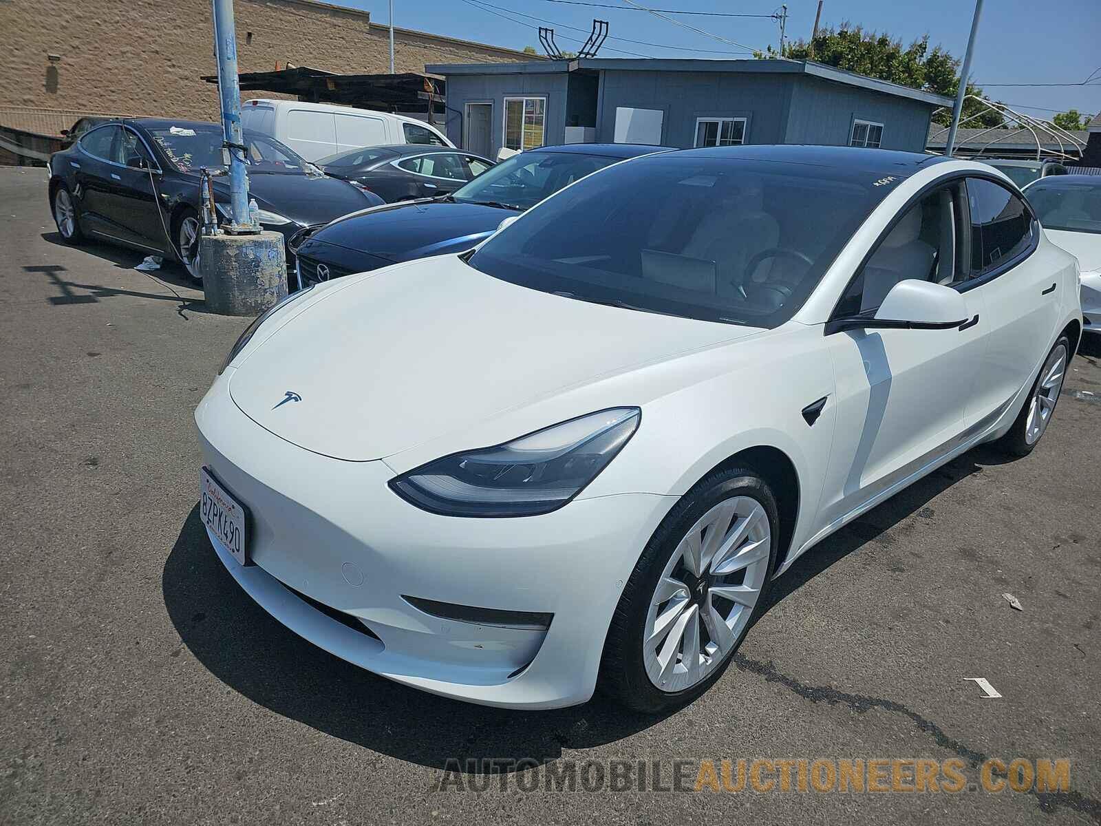 5YJ3E1EA2NF130747 Tesla Model 3 2022