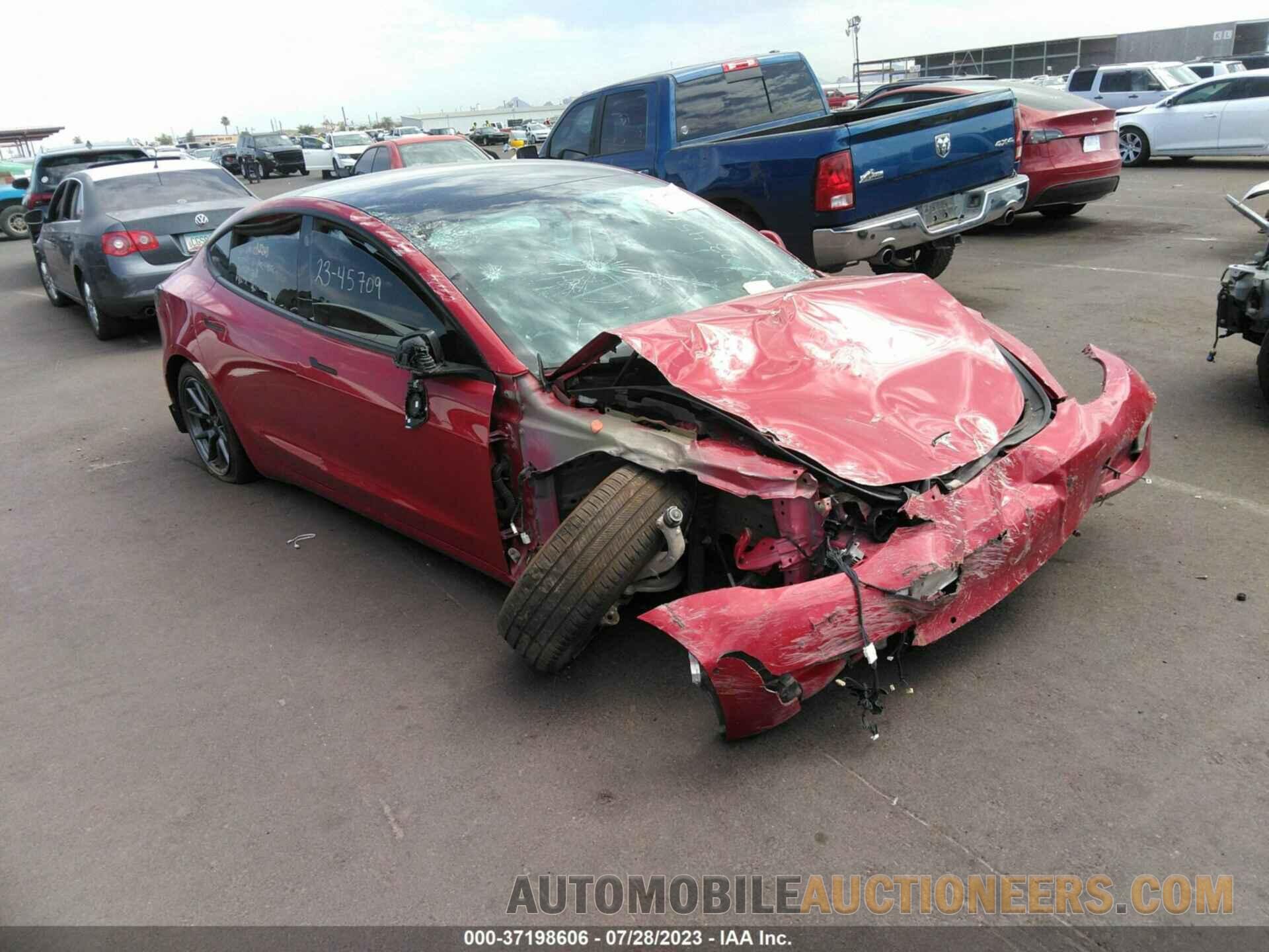 5YJ3E1EA2NF132451 TESLA MODEL 3 2022