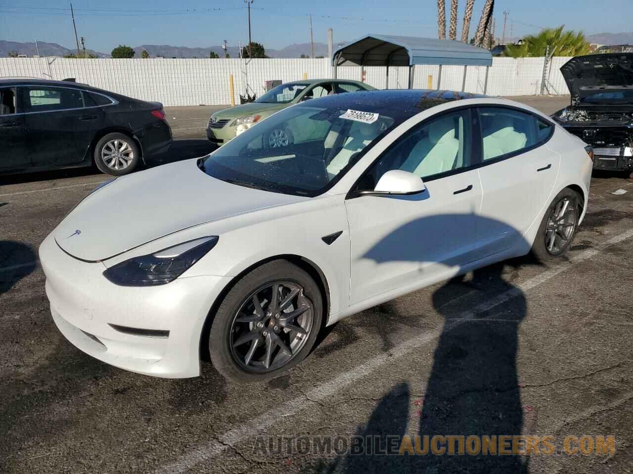 5YJ3E1EA2NF330317 TESLA MODEL 3 2022