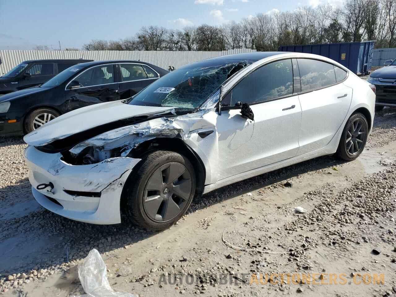 5YJ3E1EA2NF349983 TESLA MODEL 3 2022