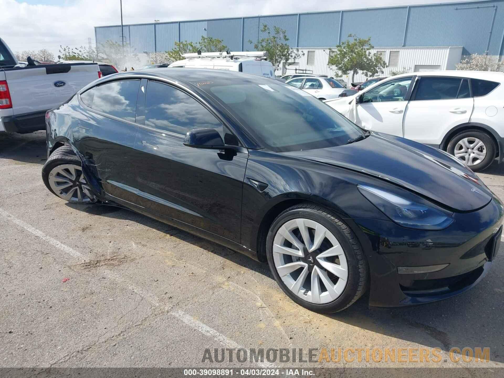 5YJ3E1EA2NF373863 TESLA MODEL 3 2022