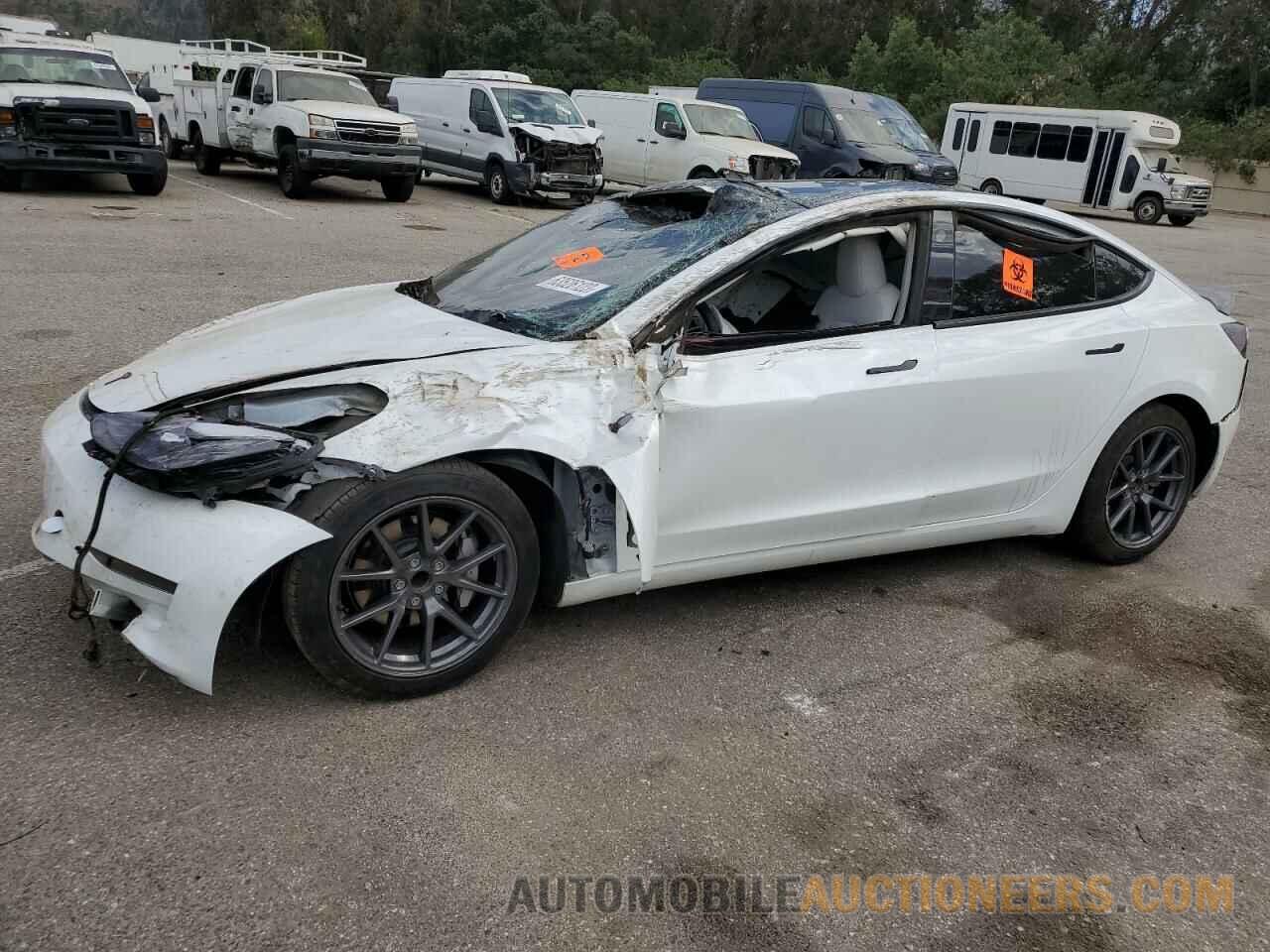 5YJ3E1EA2NF374687 TESLA MODEL 3 2022