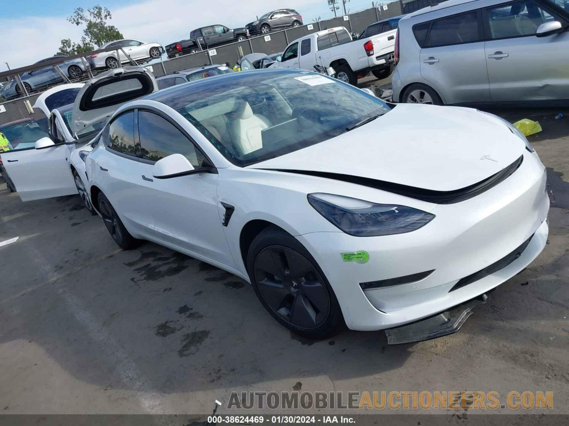 5YJ3E1EA2NF374964 TESLA MODEL 3 2022