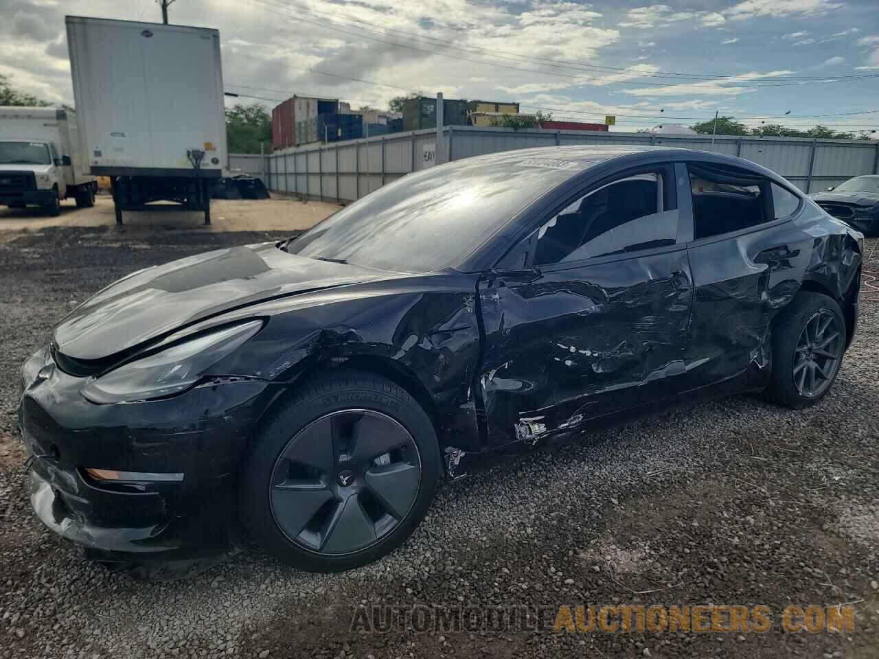 5YJ3E1EA2PF464893 TESLA MODEL 3 2023