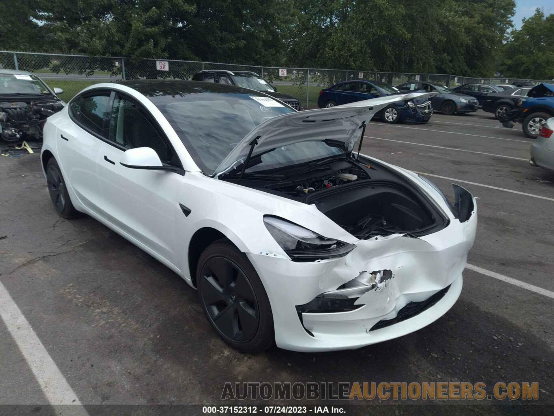 5YJ3E1EA2PF555808 TESLA MODEL 3 2023