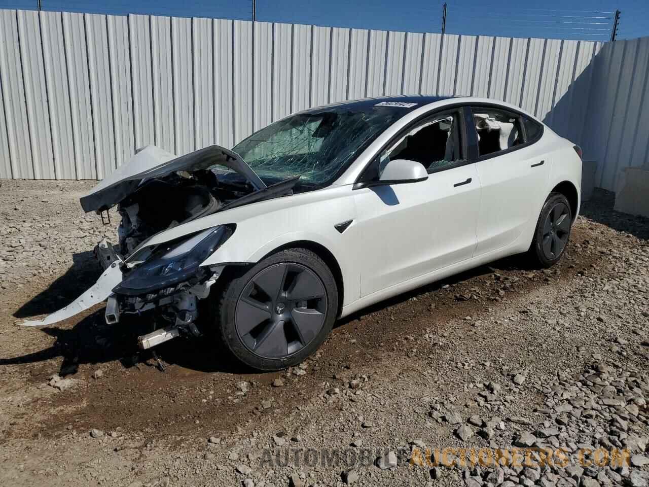 5YJ3E1EA2PF604408 TESLA MODEL 3 2023