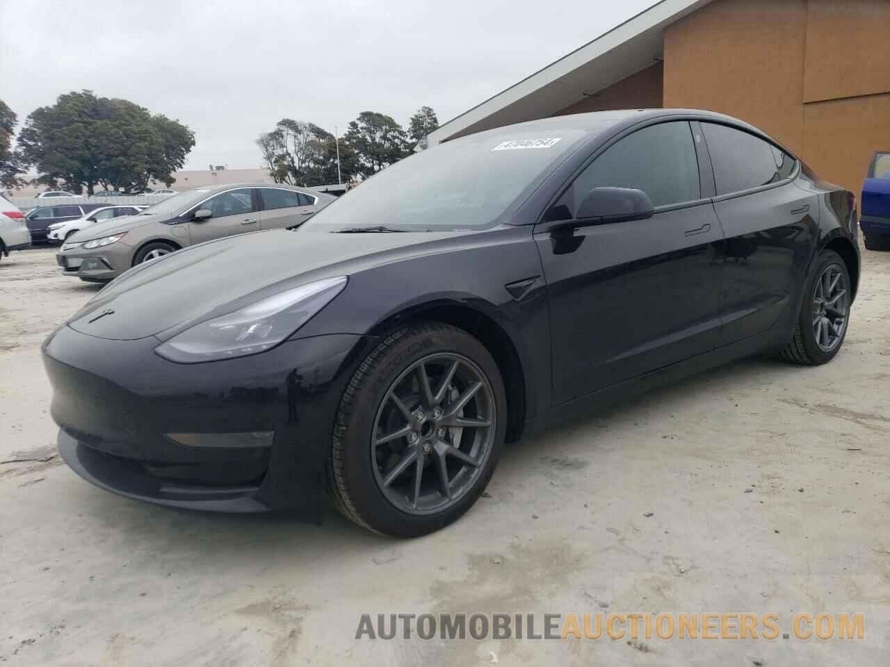 5YJ3E1EA2PF610886 TESLA MODEL 3 2023