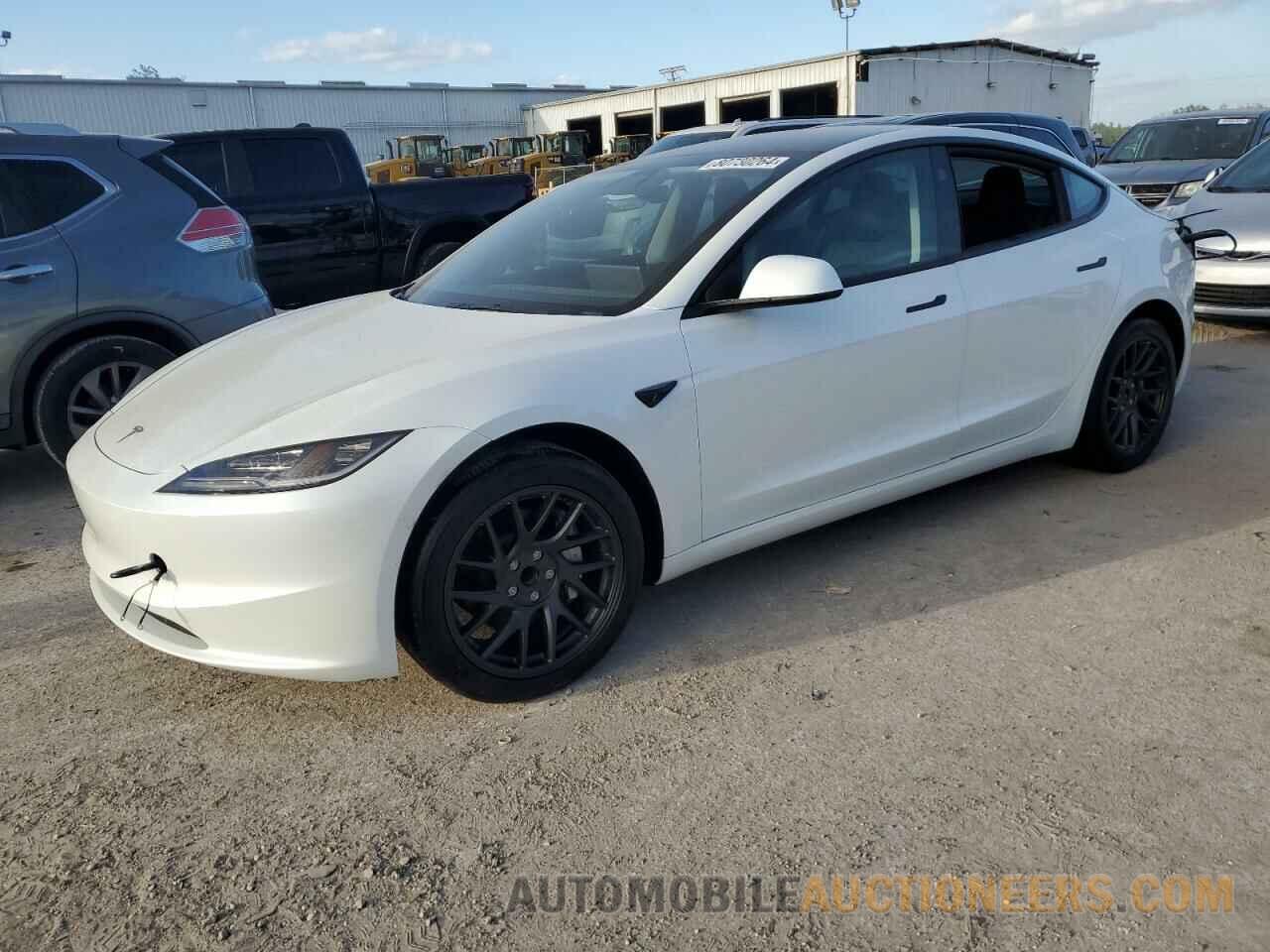 5YJ3E1EA2RF729721 TESLA MODEL 3 2024