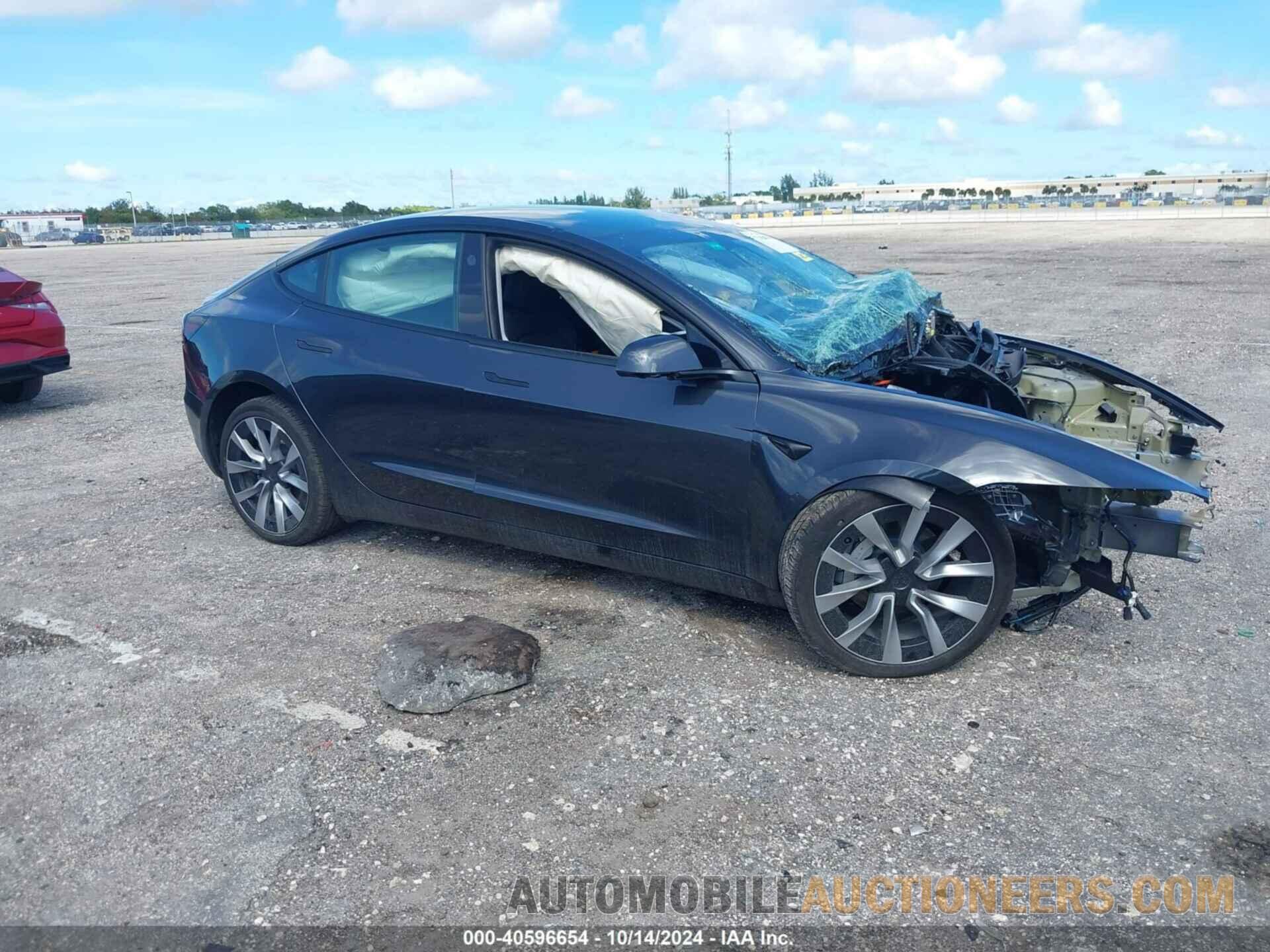 5YJ3E1EA2RF751069 TESLA MODEL 3 2024