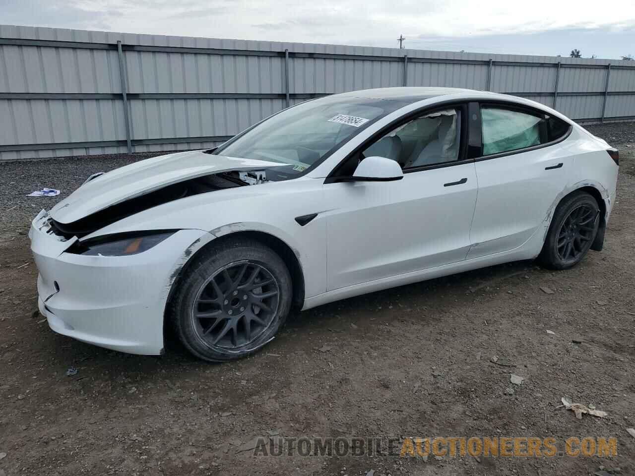 5YJ3E1EA2RF848384 TESLA MODEL 3 2024