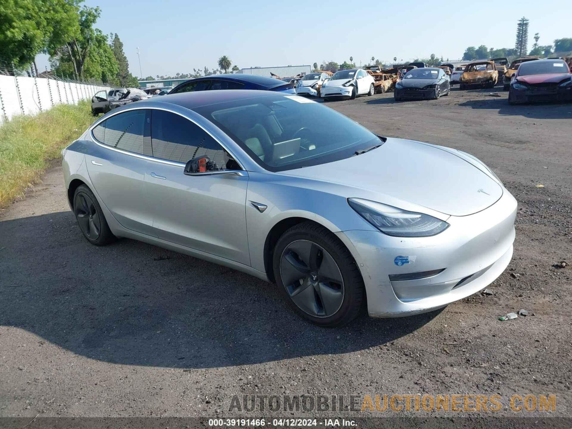 5YJ3E1EA3HF000223 TESLA MODEL 3 2017