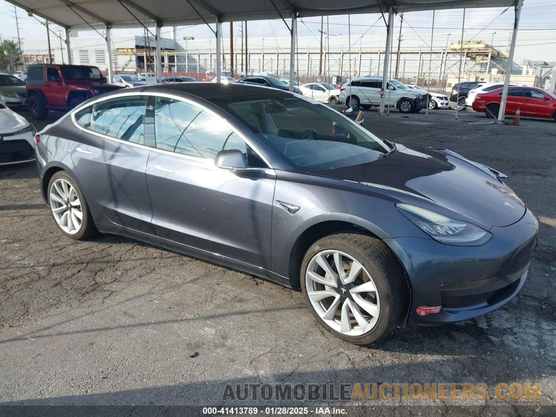 5YJ3E1EA3HF001713 TESLA MODEL 3 2017